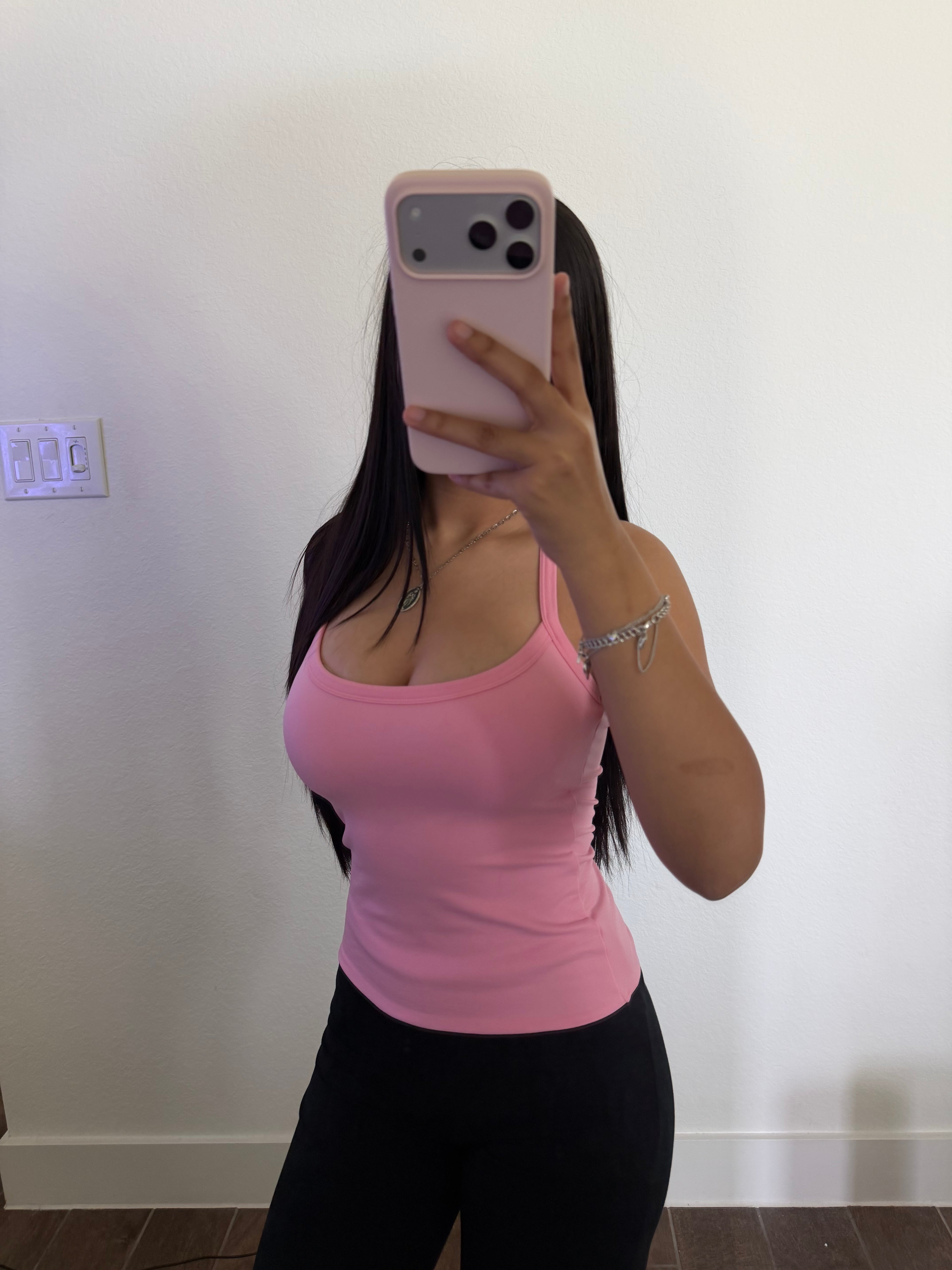 AMELIA HALTER TOP