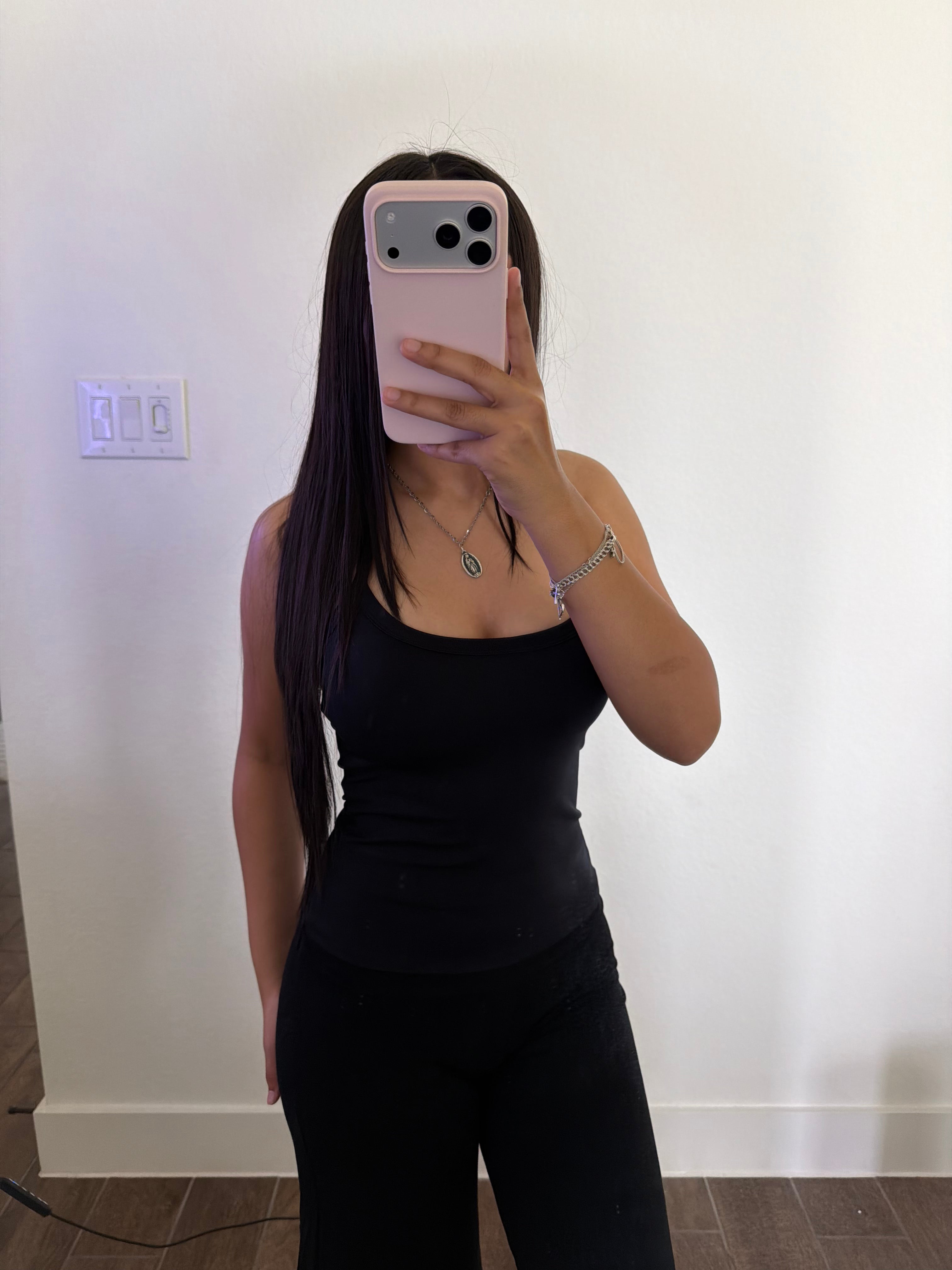 AMELIA HALTER TOP